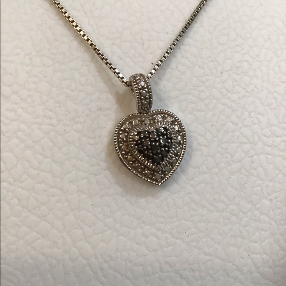 Set - Picture 3 of 5